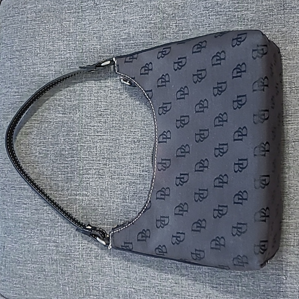 Dooney & Bourke Mini Hobo Shoulder Bag. - Picture 2 of 10